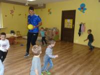 Pokazowe zajęcia piłkarsko-ruchowe.