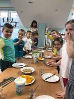 Gr. Smerfy: Zdrowy i smaczny deser.